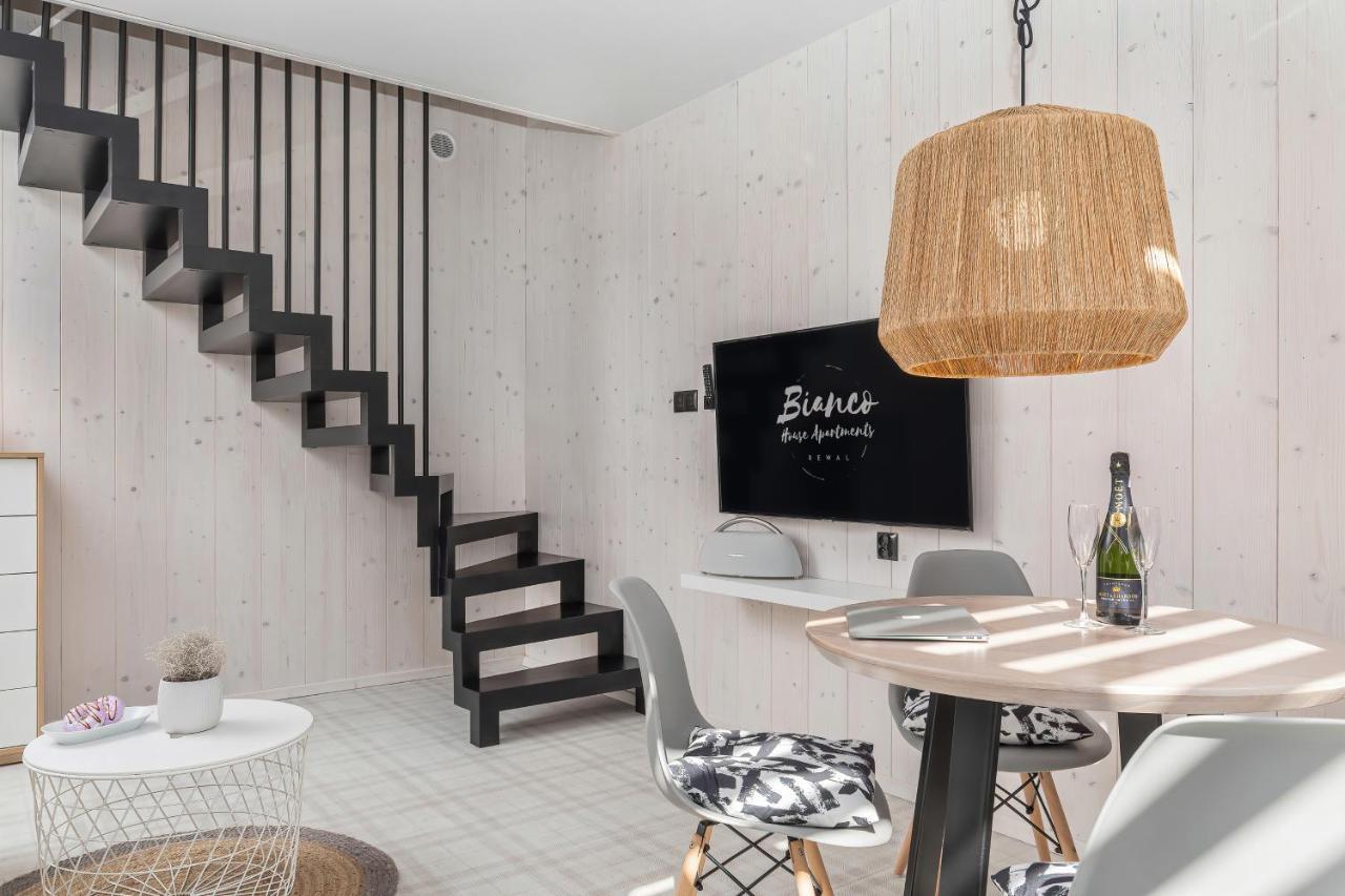 Bianco House Apartments เรวัล ภายนอก รูปภาพ